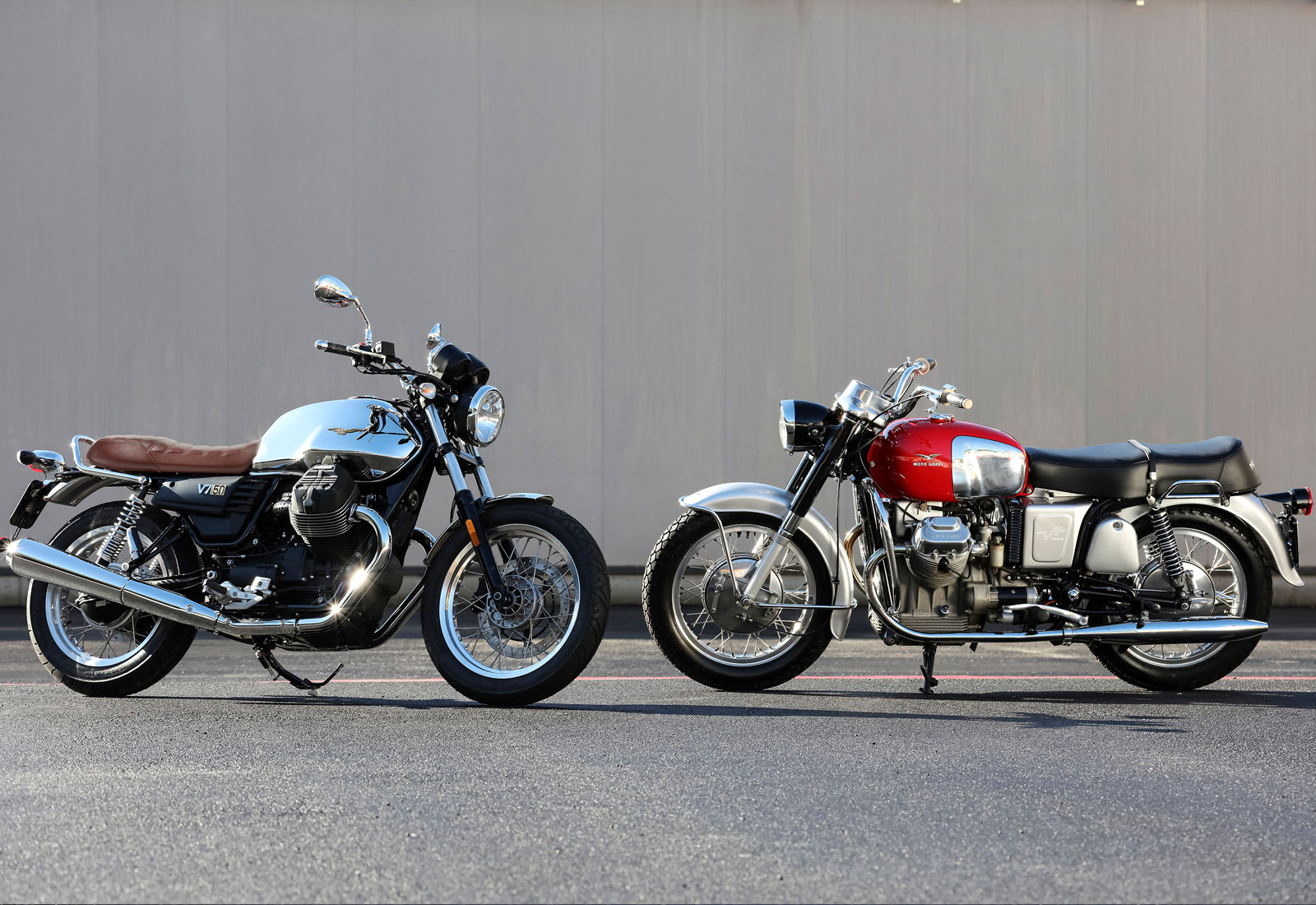Moto modelo Anniversario. Marca Motoguzzi