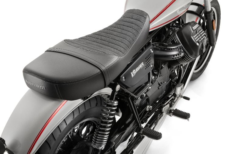 imagen del asiento de moto guzzi roamer
